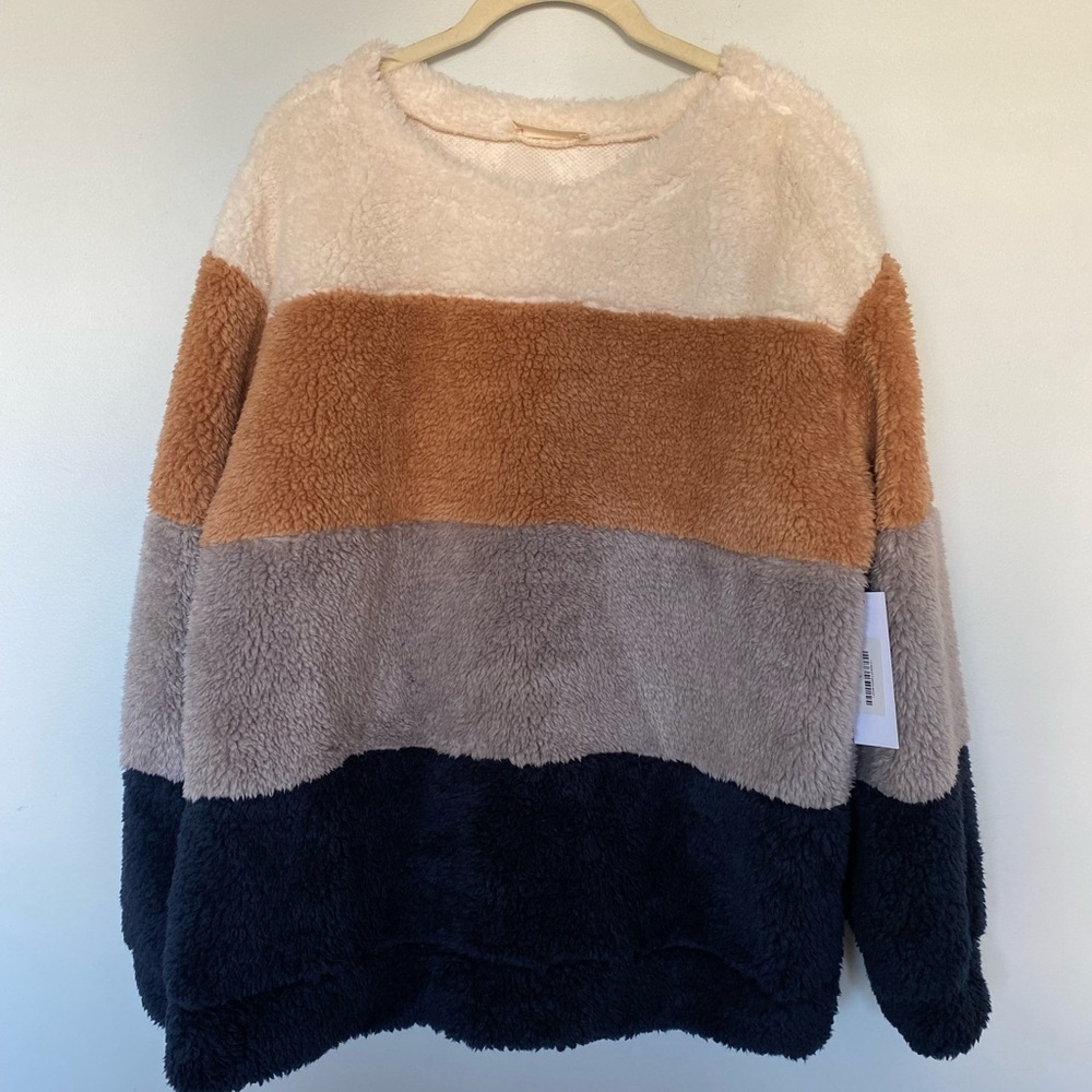 Raw Edge Color-block Sherpa Sweater